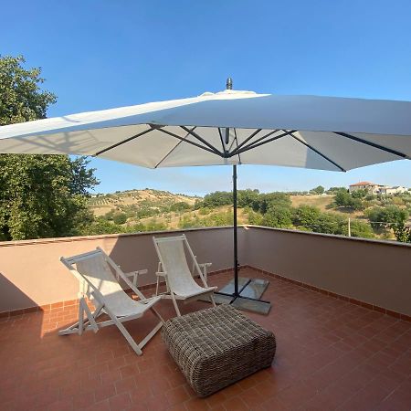 Casale Cialifone Vila Alanno Exterior foto